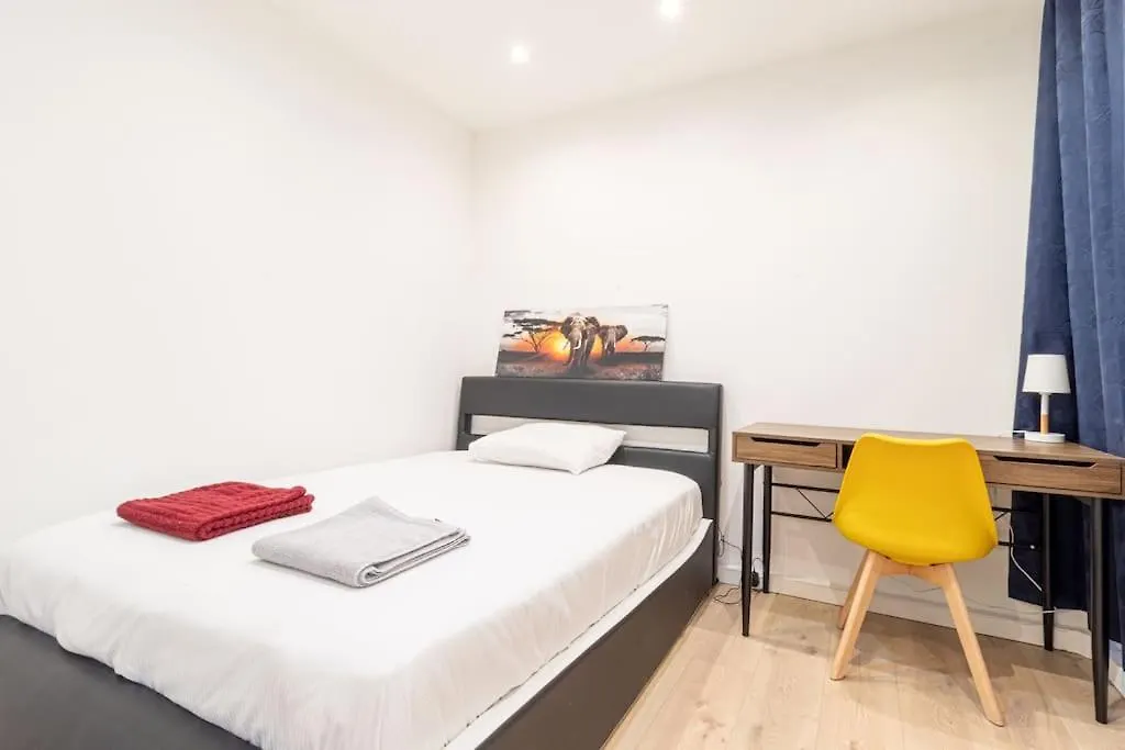 Zenbnb / L'Exploreur / 2 Min. Tram / Centre-Ville Annemasse 0*,