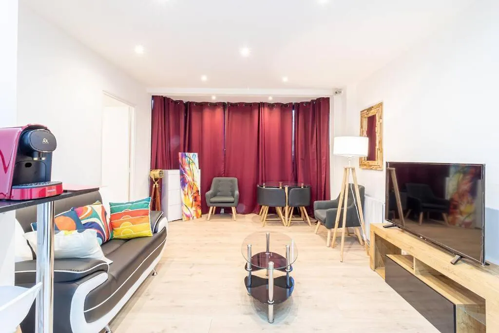 Apartment Zenbnb / L'Exploreur / 2 Min. Tram / Centre-Ville Annemasse France